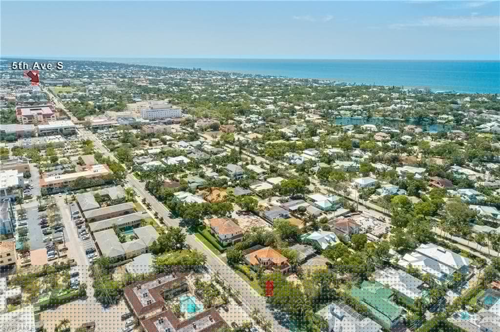 790 Broad Ct N, Naples, FL 34102-42