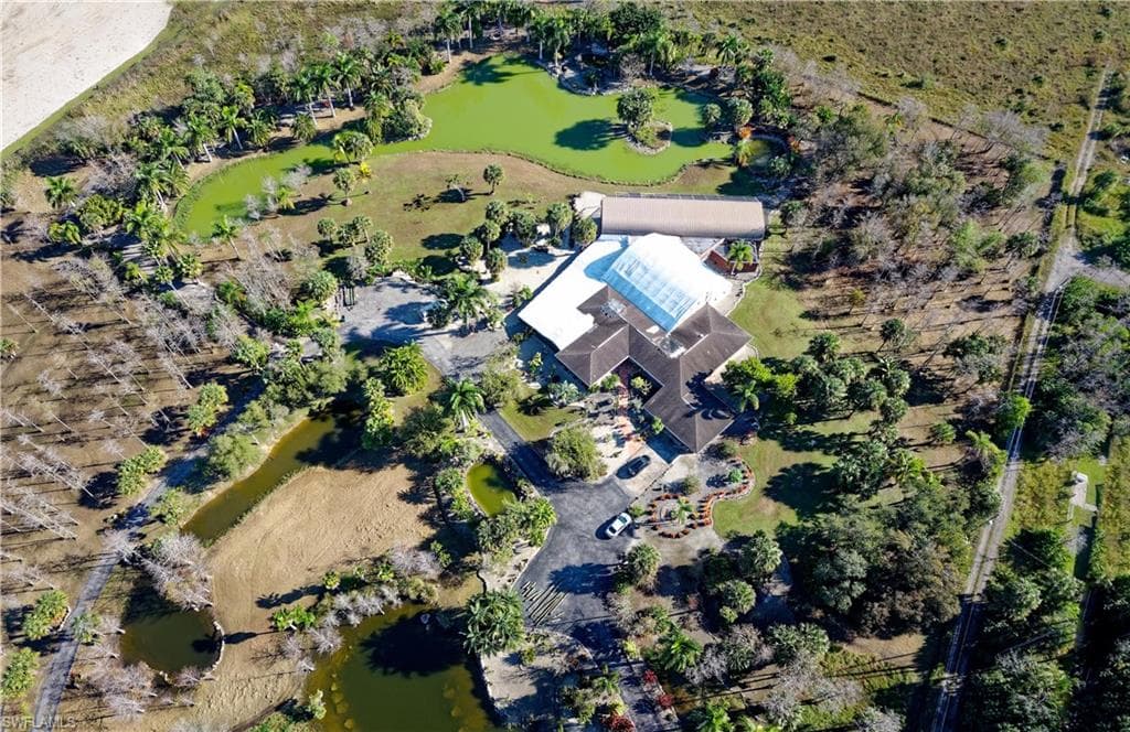 316 Morgan Rd, Naples, FL 34114-4