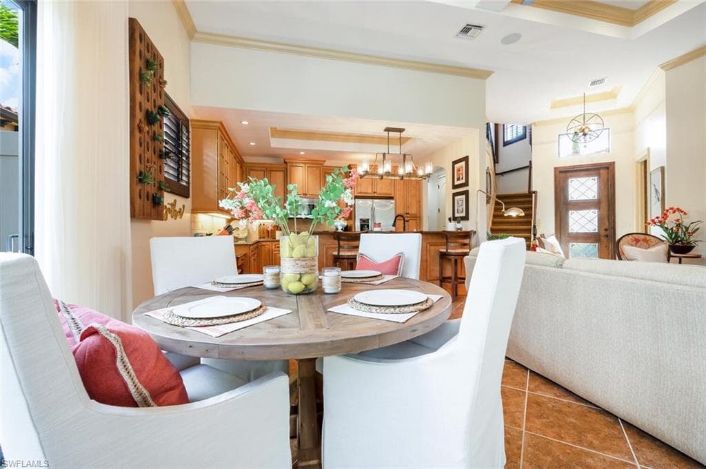 7996 Cordoba Pl, Naples, FL 34113-11
