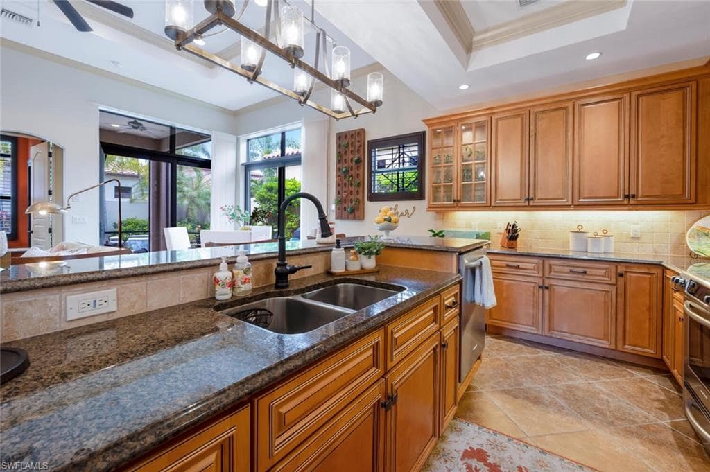 7996 Cordoba Pl, Naples, FL 34113-17