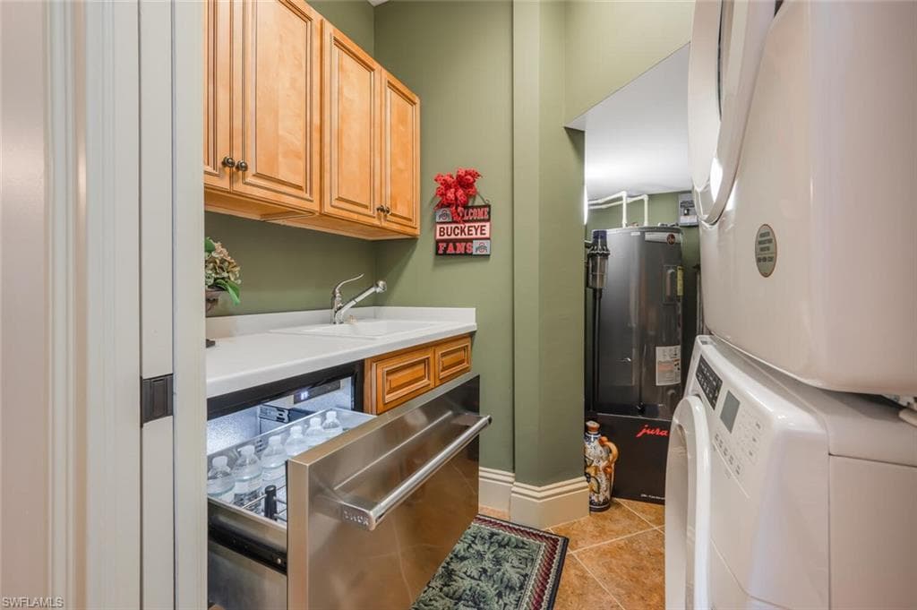 7996 Cordoba Pl, Naples, FL 34113-22