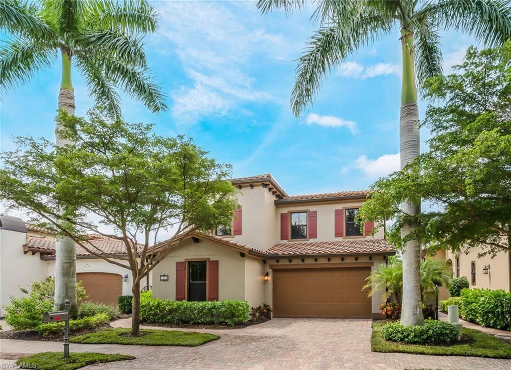 7996 Cordoba Pl, Naples, FL 34113-1