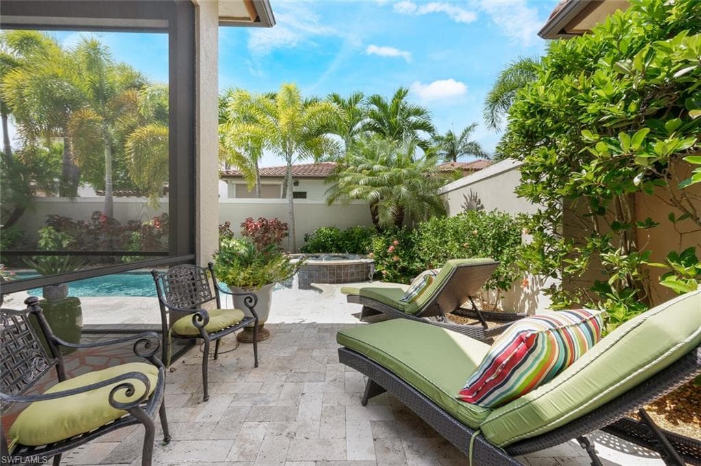7996 Cordoba Pl, Naples, FL 34113-34