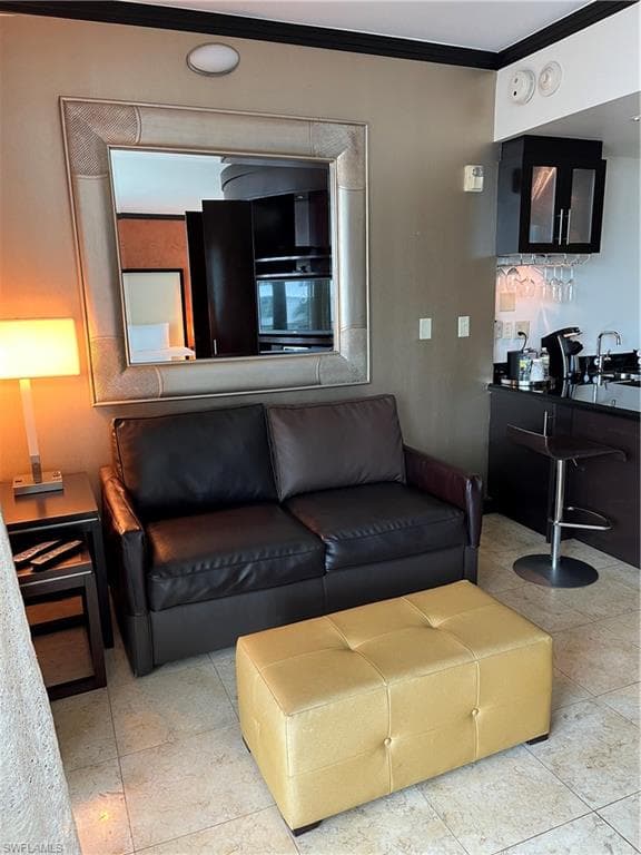 1437 Collins Ave 317, Miami Beach, FL 33139-4