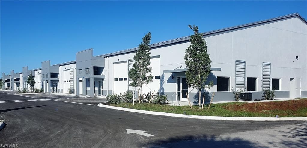 3864 Beck Blvd, Naples, FL 34114-1