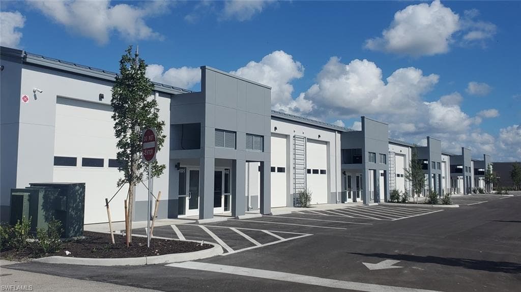 3864 Beck Blvd, Naples, FL 34114-3