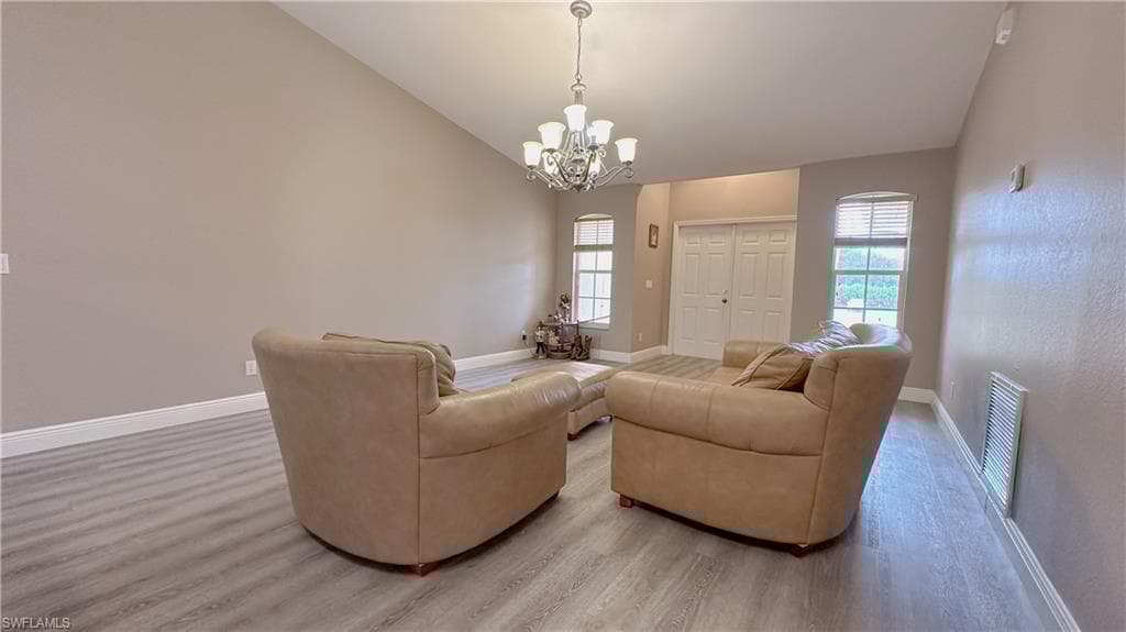1290 21st St SW, Naples, FL 34117-9