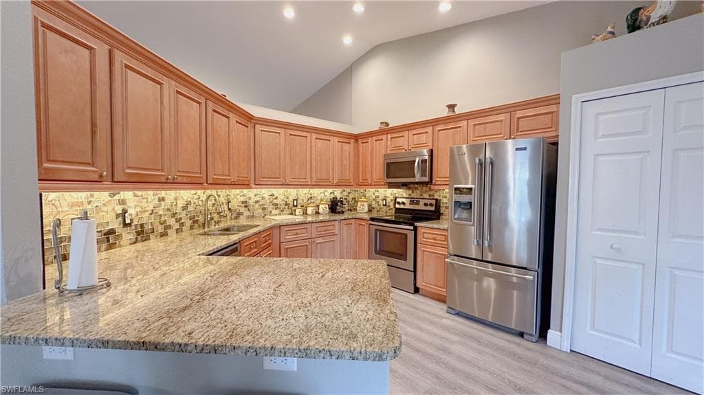 1290 21st St SW, Naples, FL 34117-18