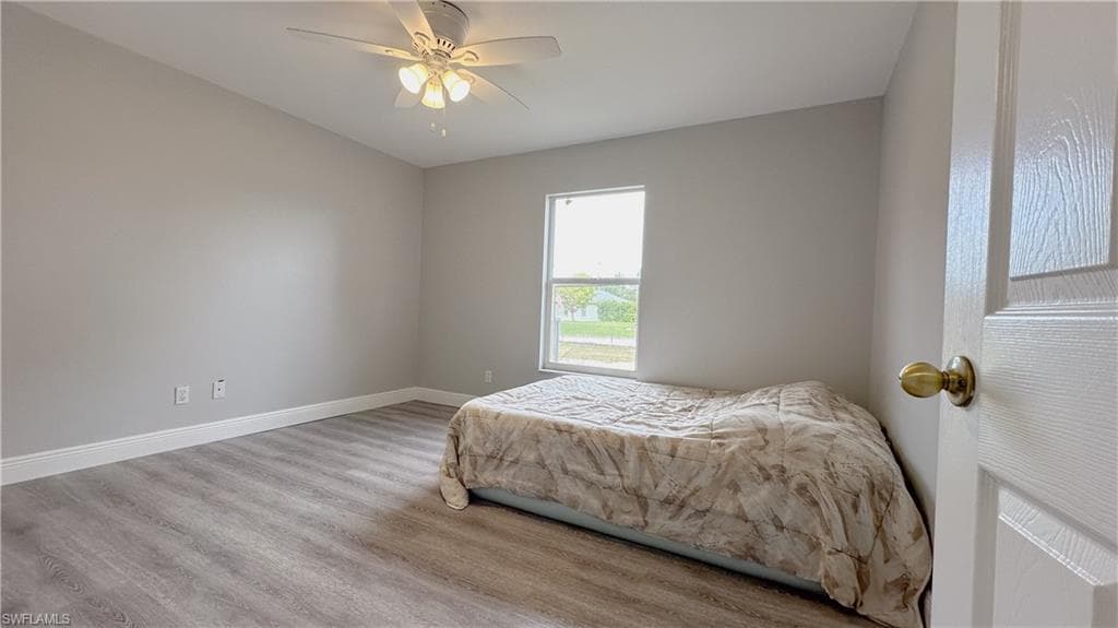 1290 21st St SW, Naples, FL 34117-31