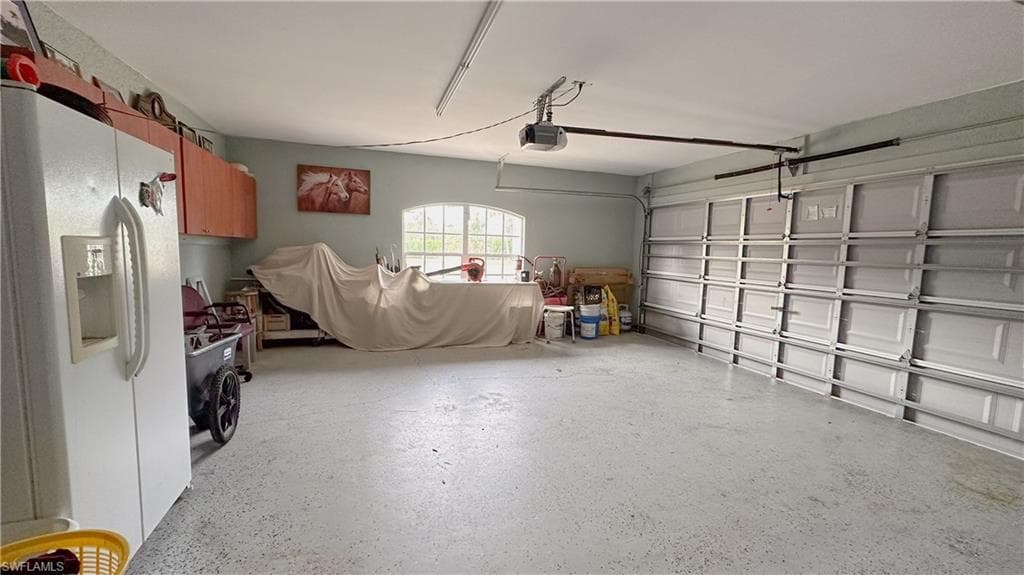 1290 21st St SW, Naples, FL 34117-37