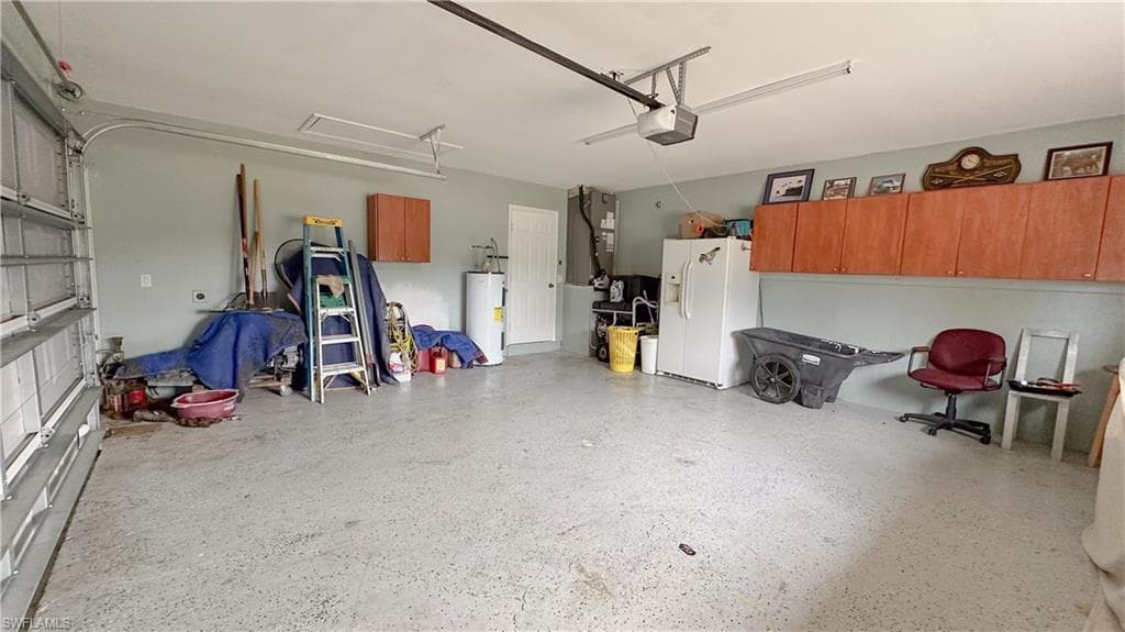 1290 21st St SW, Naples, FL 34117-38