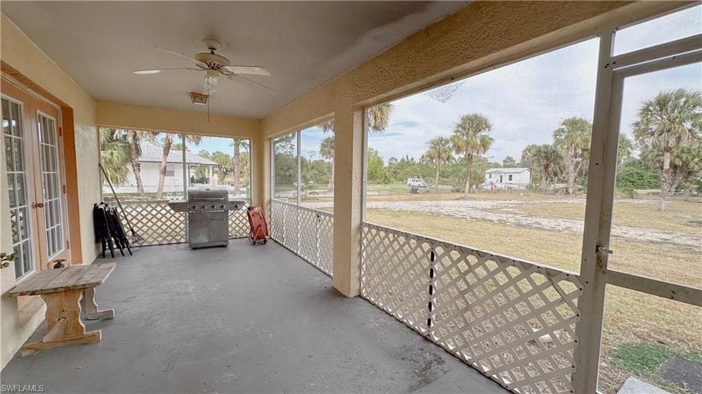 1290 21st St SW, Naples, FL 34117-39