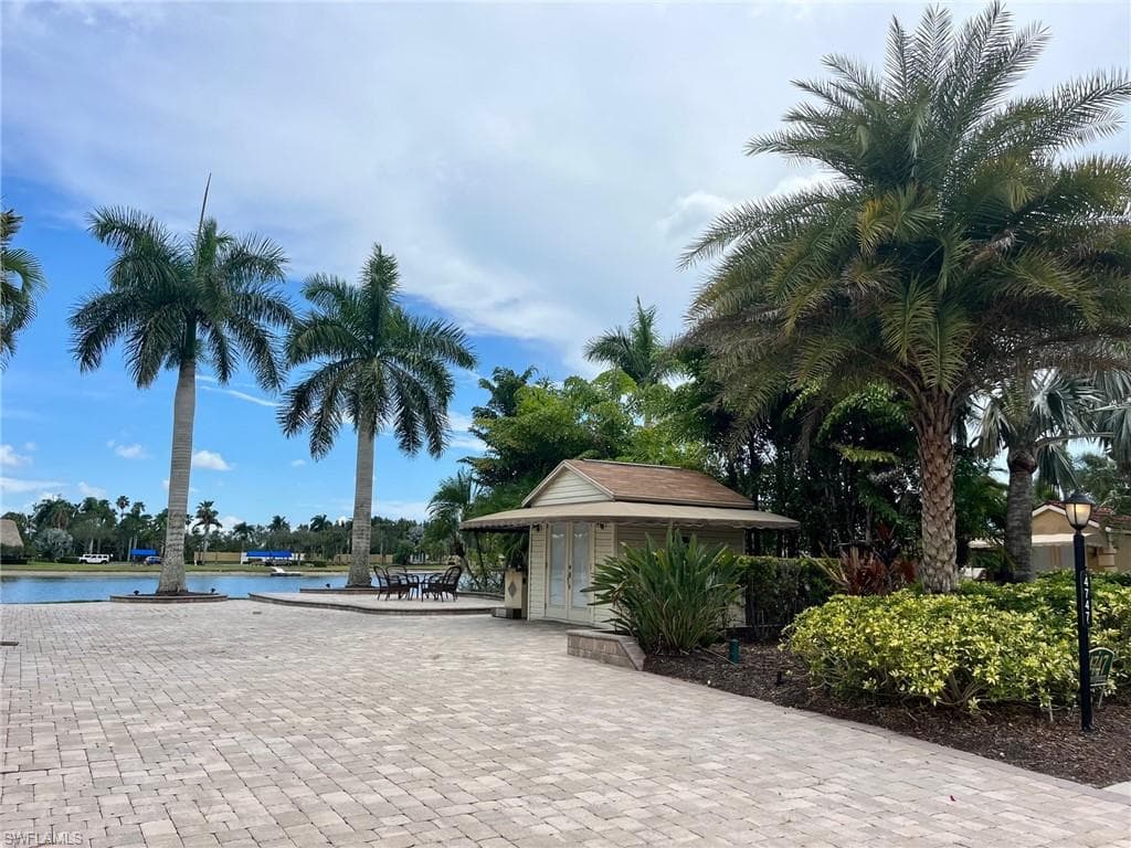 4747 Southern Breeze Dr, Naples, FL 34114-12