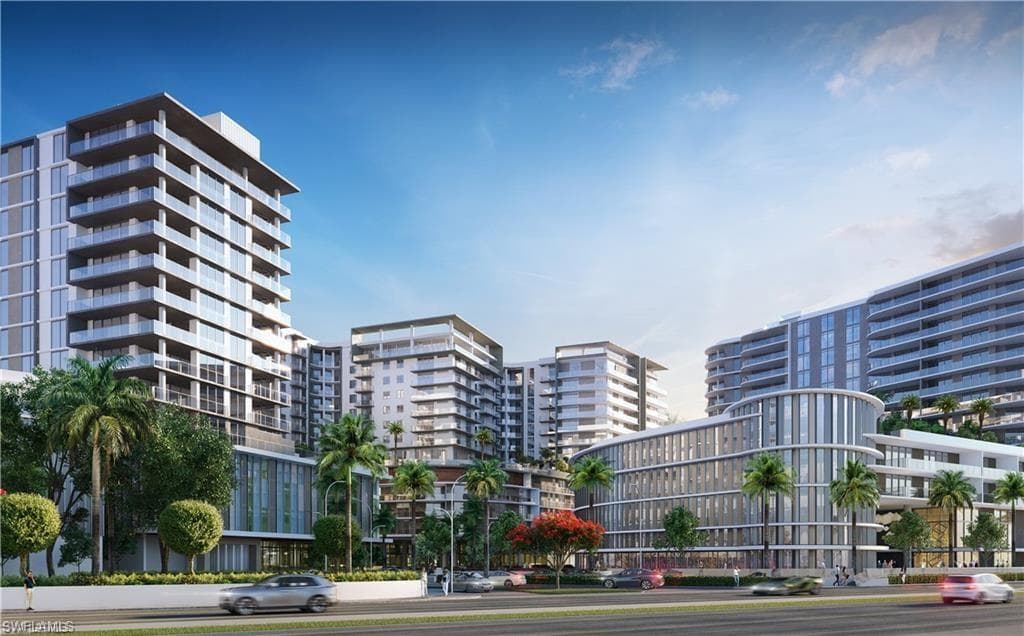 1925 Metropolitan Blvd 704, Naples, FL 34104-6