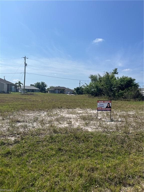 2020 4th Ter, Cape Coral, FL 33993-3