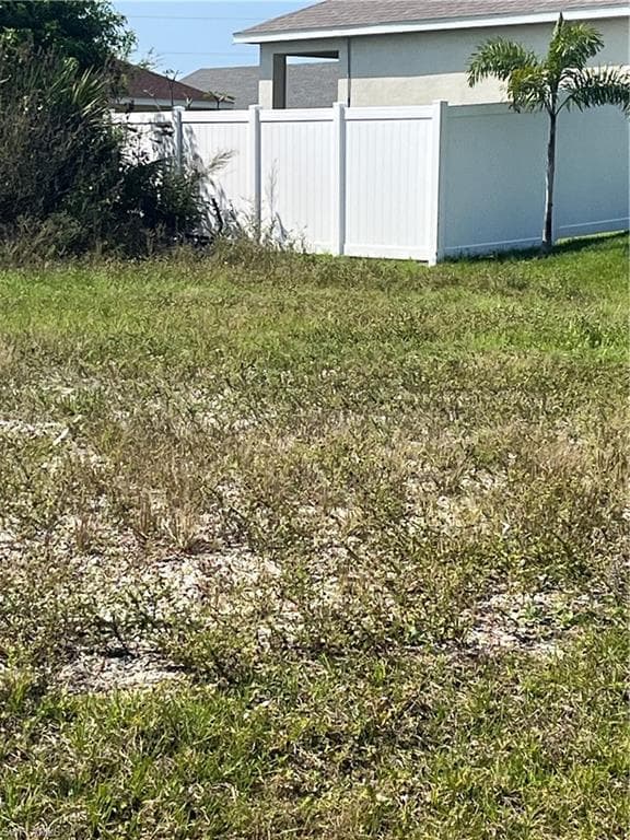 2020 4th Ter, Cape Coral, FL 33993-6