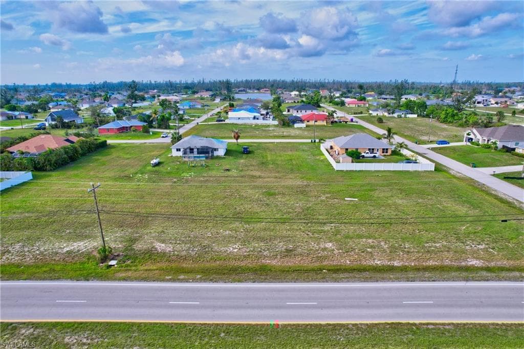 2122 Embers Pkwy, Cape Coral, Fl 33993-14