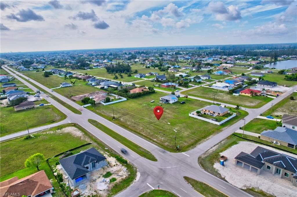 2122 Embers Pkwy, Cape Coral, Fl 33993-18