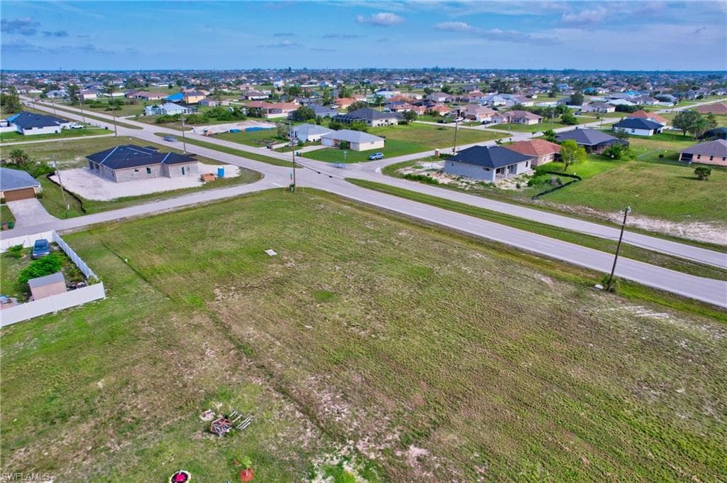 2122 Embers Pkwy, Cape Coral, Fl 33993-6