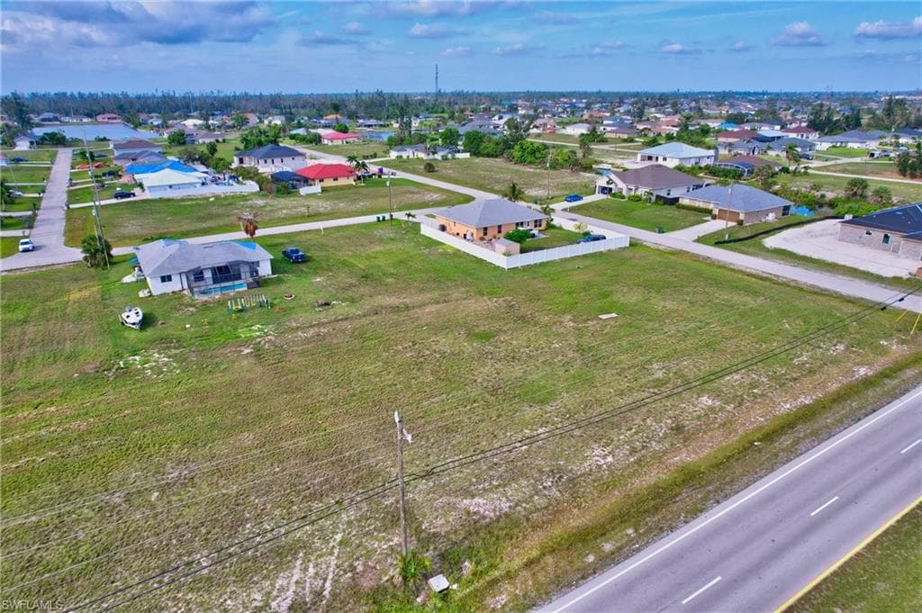 2122 Embers Pkwy, Cape Coral, Fl 33993-7