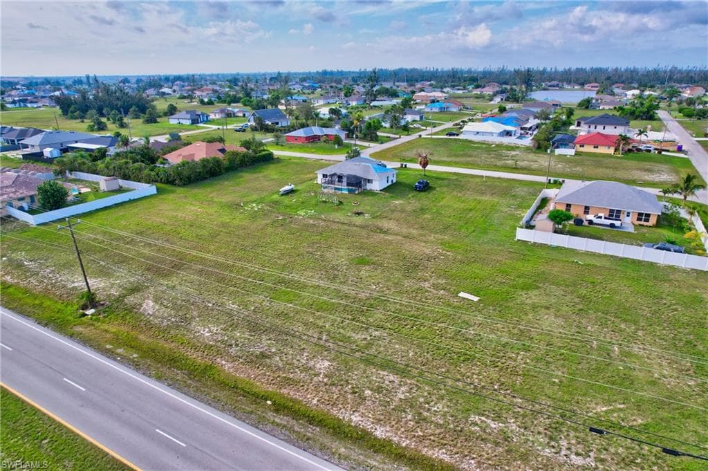 2122 Embers Pkwy, Cape Coral, Fl 33993-8