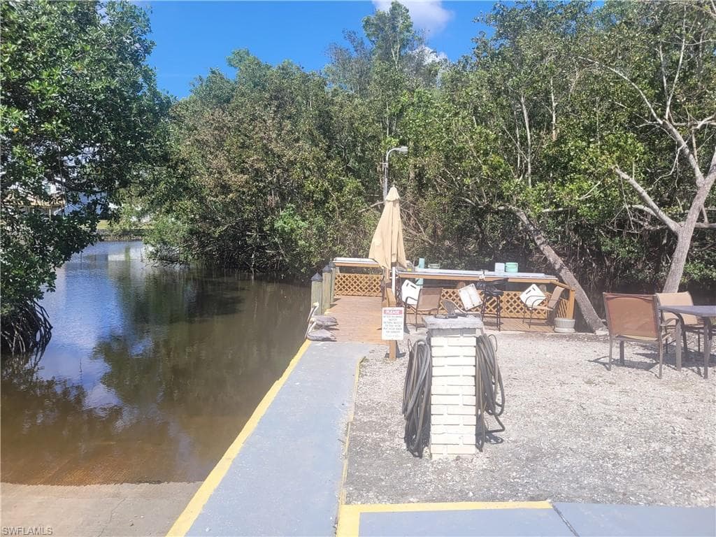 31 Amethyst Ave 31-a, Naples, FL 34114-21