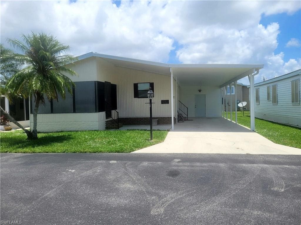 31 Amethyst Ave 31-a, Naples, FL 34114-2
