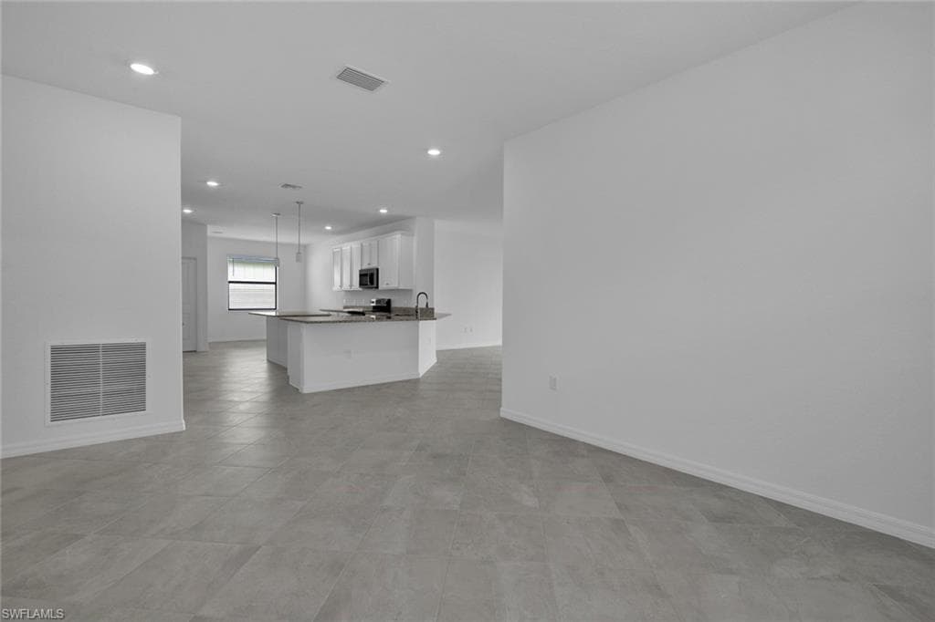 3446 Nombella Ct, Fort Myers, FL 33905-4