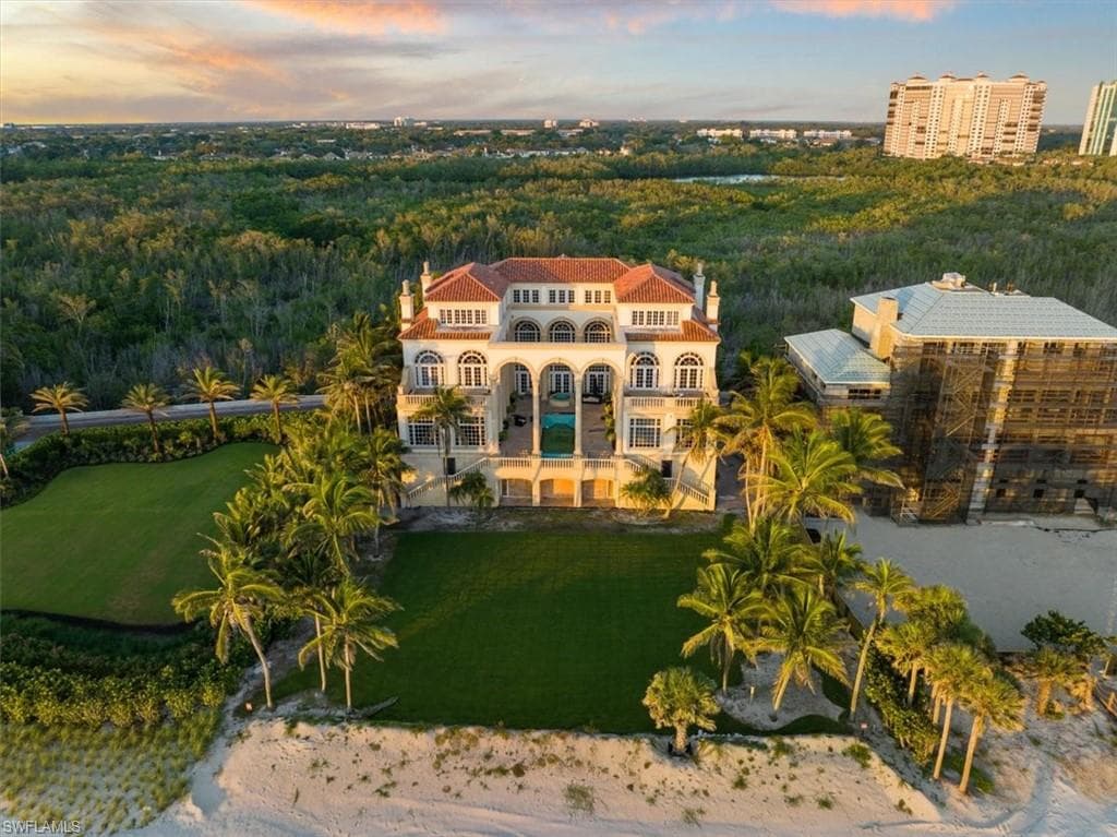 7613 Bay Colony Dr, Naples, FL 34108-4