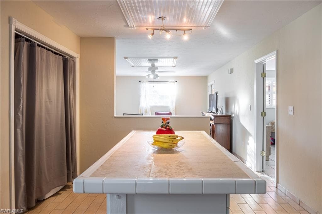 2596 Santa Barbara Blvd, Naples, FL 34116-11