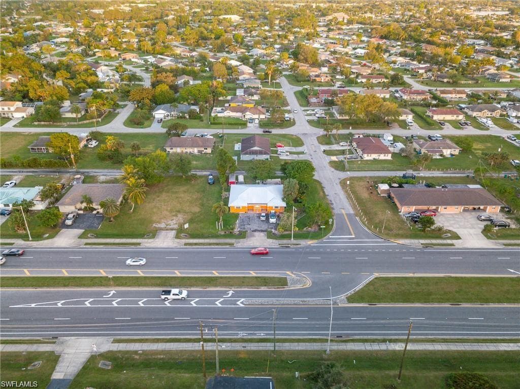 2596 Santa Barbara Blvd, Naples, FL 34116-32
