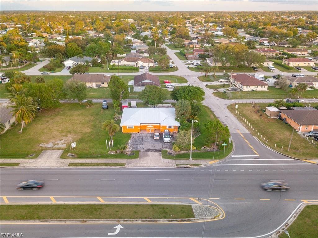 2596 Santa Barbara Blvd, Naples, FL 34116-35