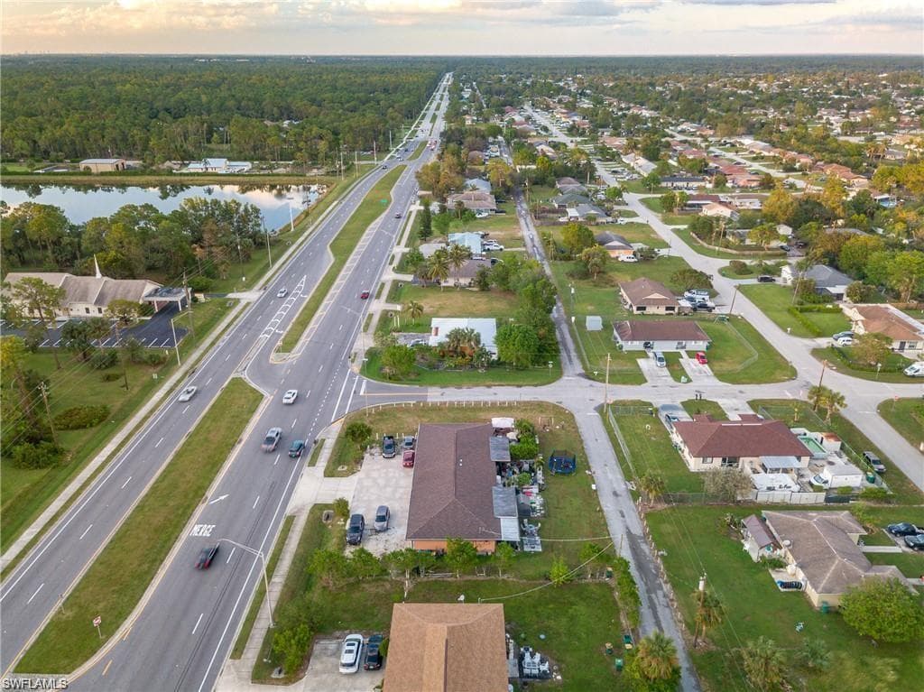2596 Santa Barbara Blvd, Naples, FL 34116-4