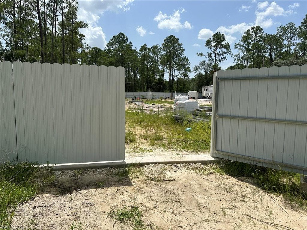 1215 Hamilton Ave, Lehigh Acres, FL 33972-14