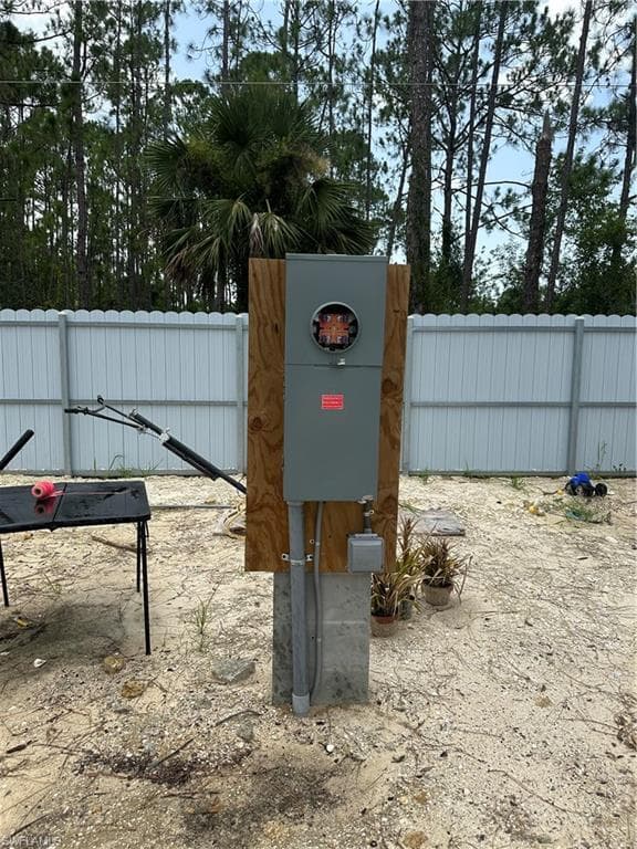 1215 Hamilton Ave, Lehigh Acres, FL 33972-27