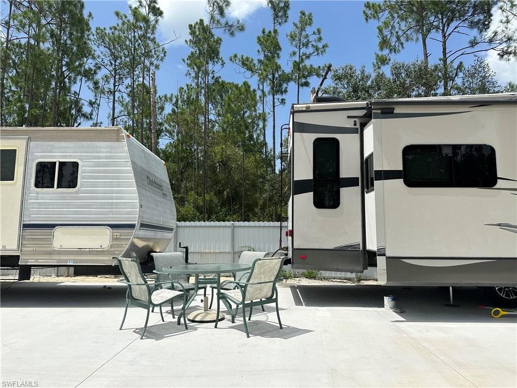 1215 Hamilton Ave, Lehigh Acres, FL 33972-38