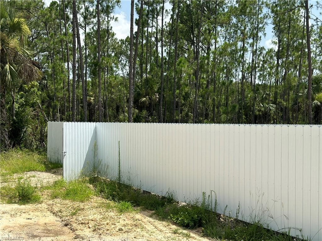 1215 Hamilton Ave, Lehigh Acres, FL 33972-7