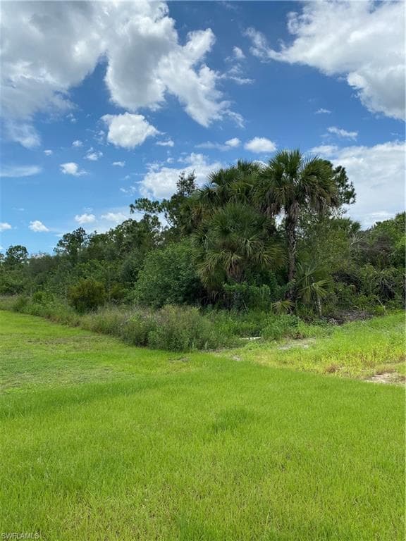 7235 Everglades Blvd N, Naples, FL 34120-4