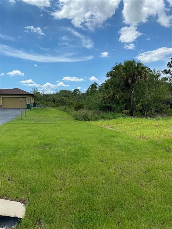 7235 Everglades Blvd N, Naples, FL 34120-6