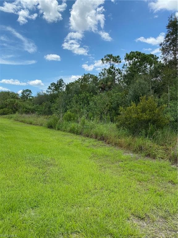 7235 Everglades Blvd N, Naples, FL 34120-8