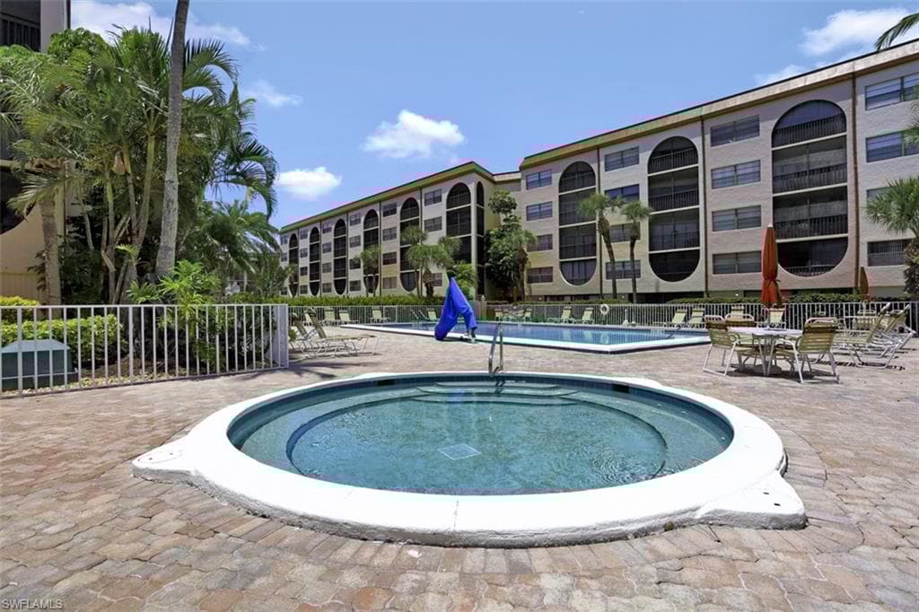 1023 Anglers Cv E-503, Marco Island, FL 34145-26
