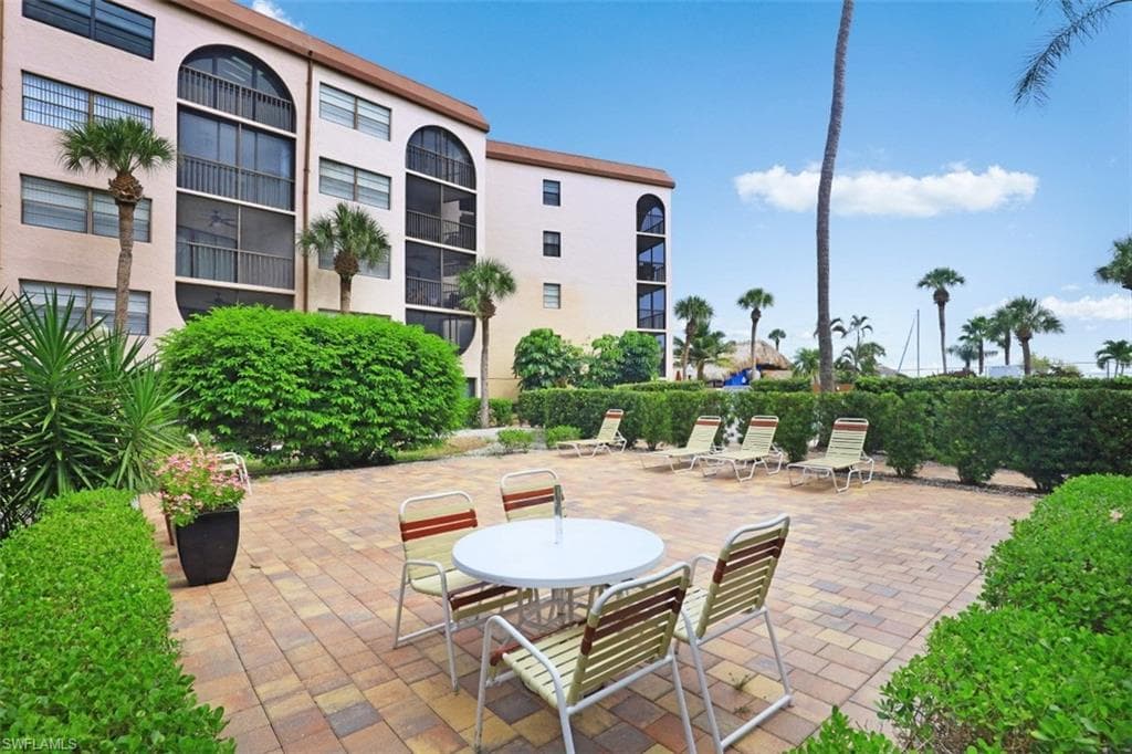 1023 Anglers Cv E-503, Marco Island, FL 34145-27