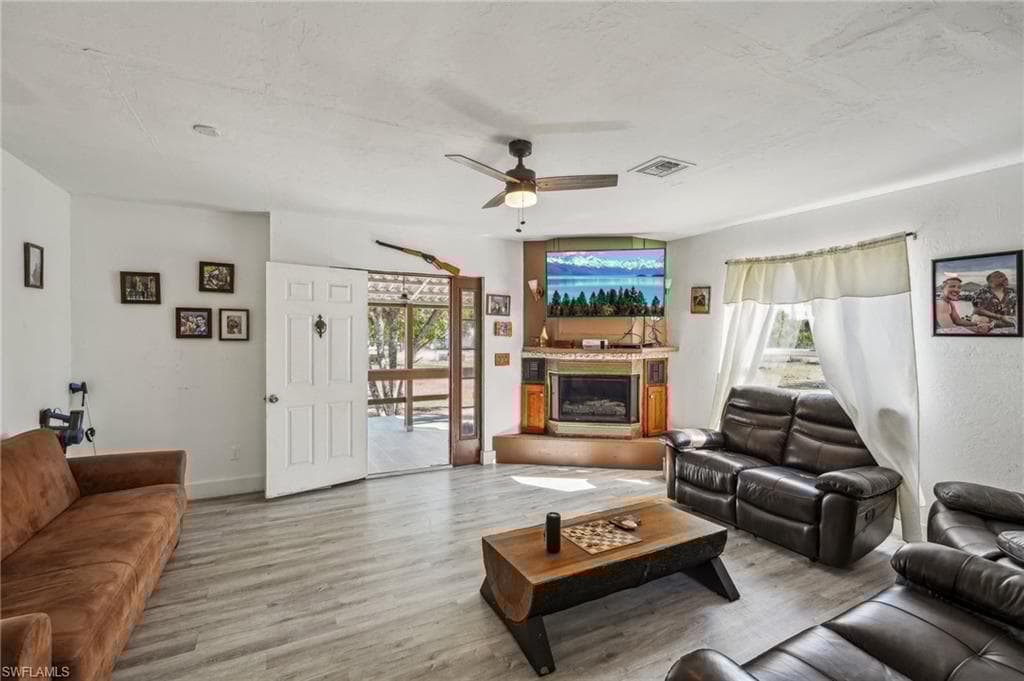 2275 Woodland Grade Rd, Naples, FL 34117-14