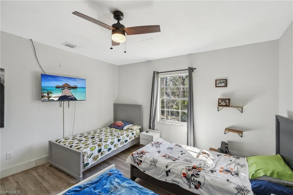 2275 Woodland Grade Rd, Naples, FL 34117-22