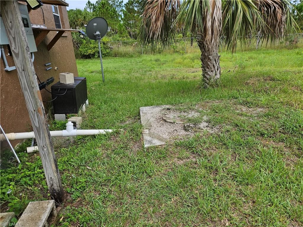 2275 Woodland Grade Rd, Naples, FL 34117-34