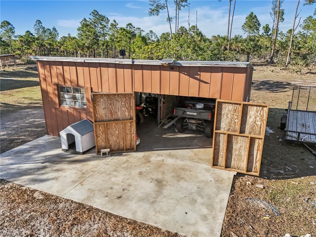 2275 Woodland Grade Rd, Naples, FL 34117-35