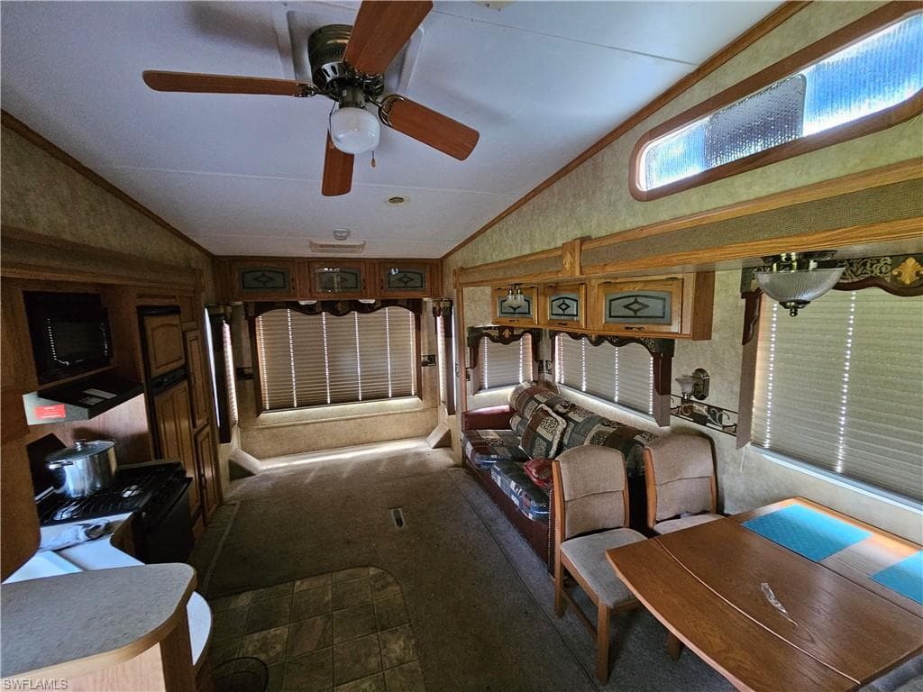2275 Woodland Grade Rd, Naples, FL 34117-46