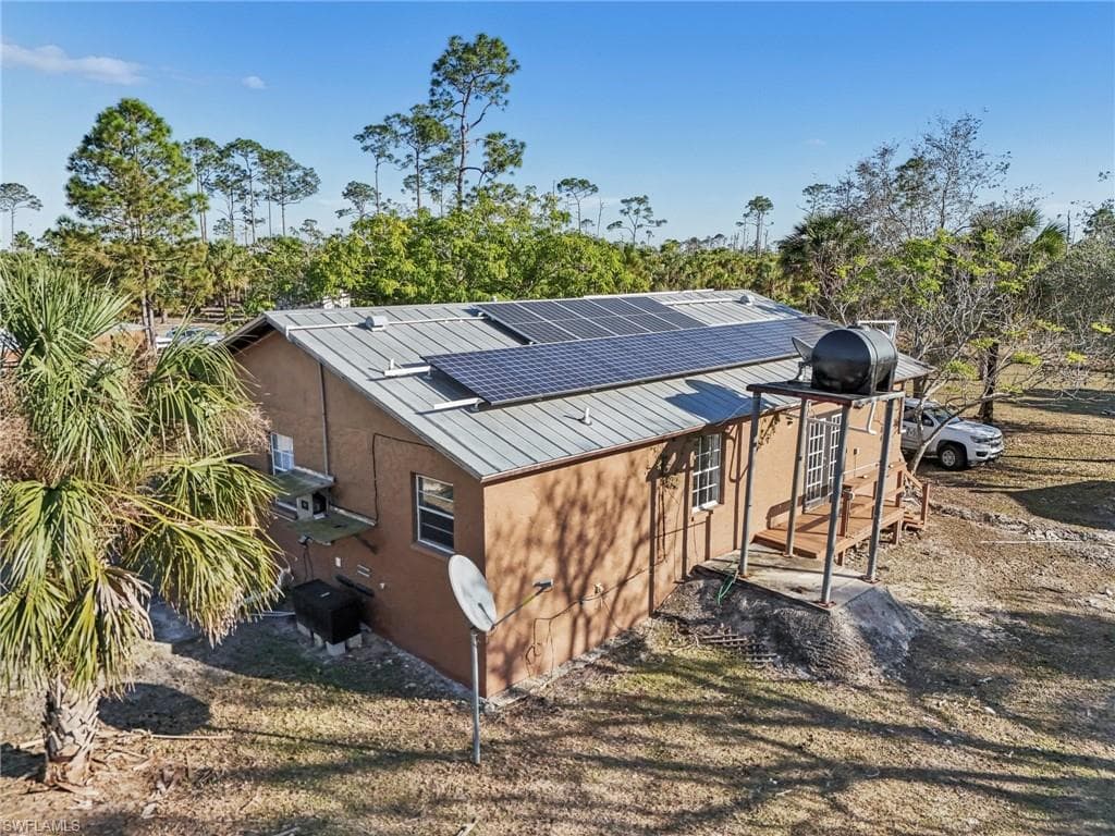 2275 Woodland Grade Rd, Naples, FL 34117-5