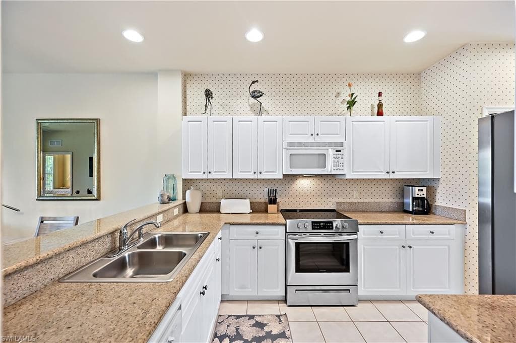 7930 Mahogany Run Ln 824, Naples, FL 34113-4