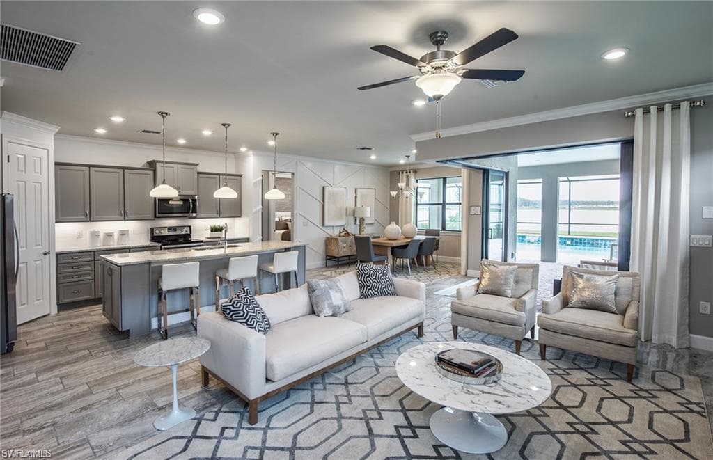 19855 Beverly Park Rd, Estero, FL 33928-7